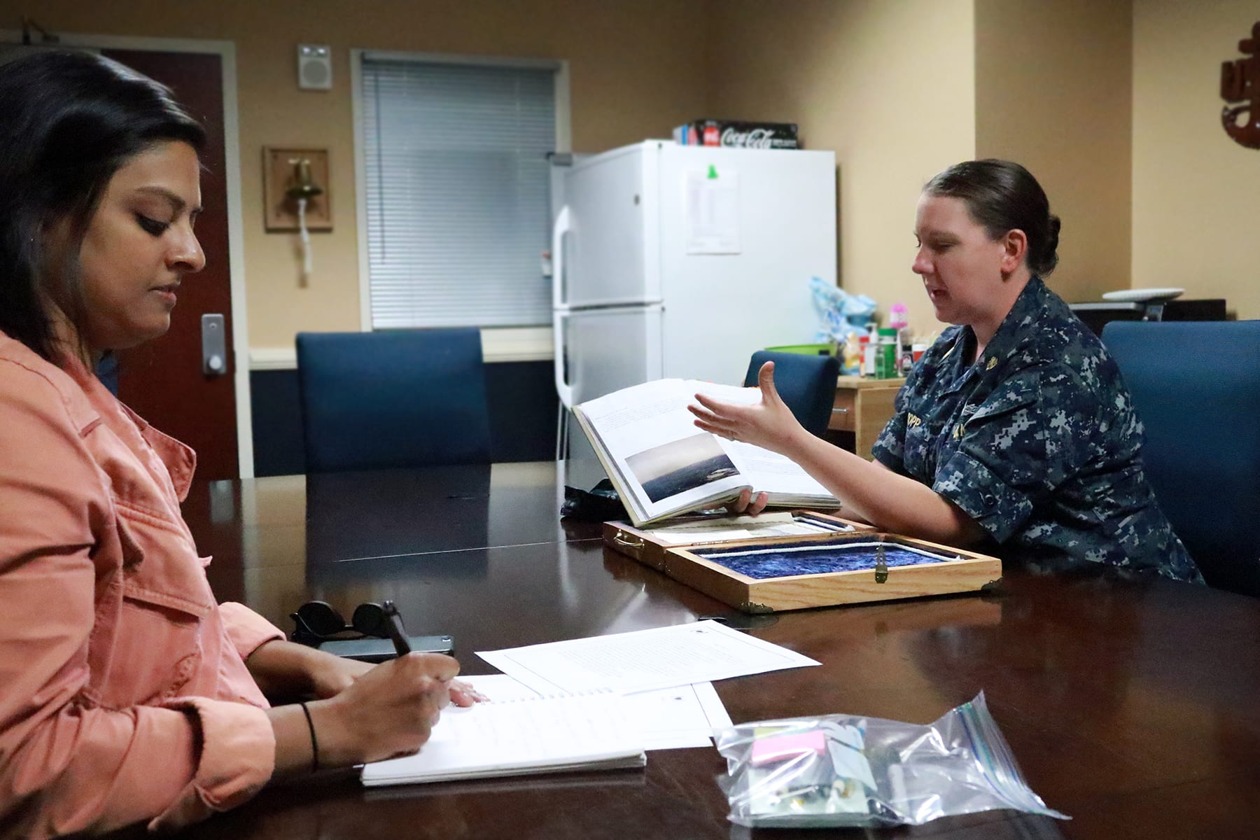 06-designdays14-chargebook08