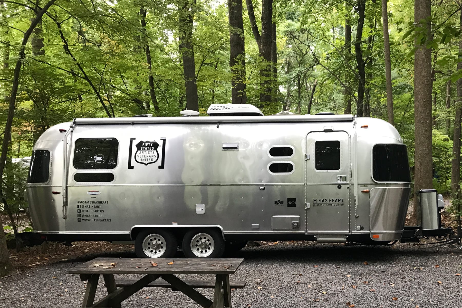 06-PA-journey01-airstream-warwickhills