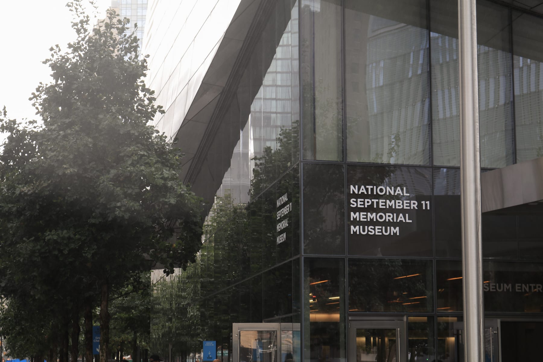 09-NY-designdays00-911memorial02