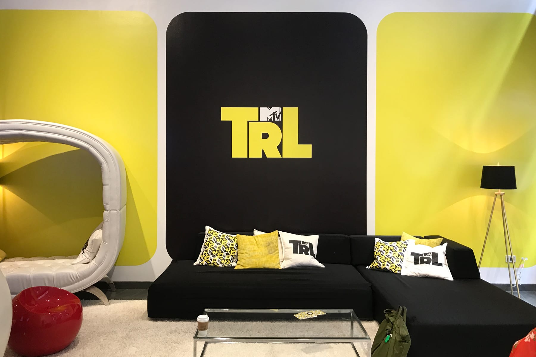 07-CT-journey-mtv-office01