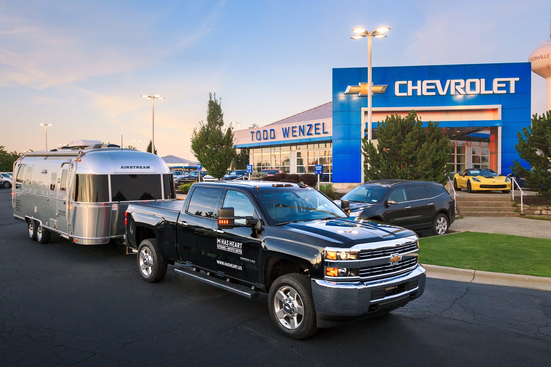 1800x1200-toddwenzel-chevrolet-hasheart-airstream