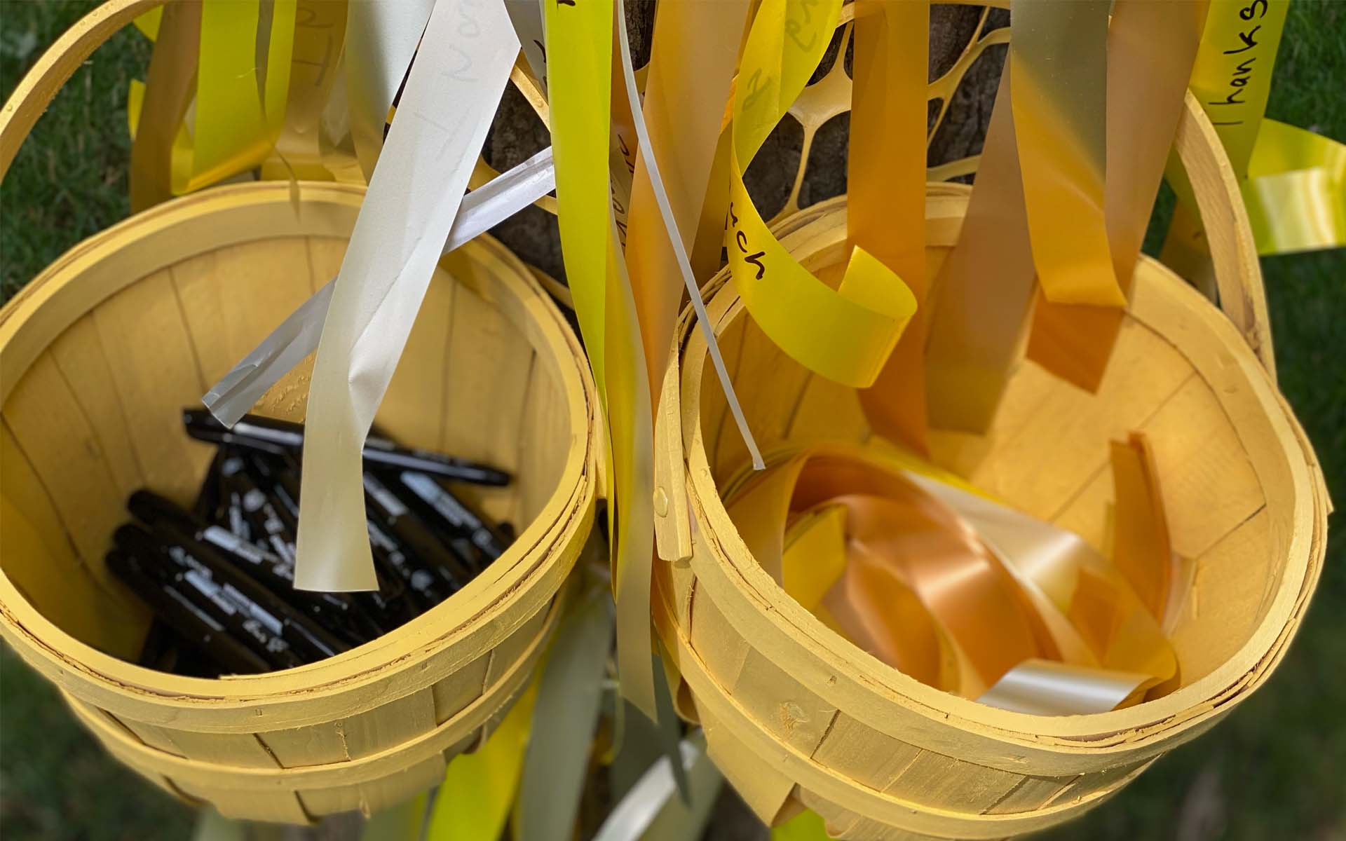 hasheart-yellowribbons-baskets